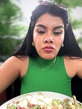 Insane Issa online show from 12.20.25