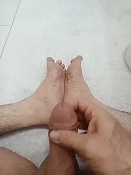 Snapshot of Hardapple01 chatting on 03.23.25 Hardapple01 online show from 03.23.25