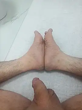 Hardapple01 online show from 04.27.26