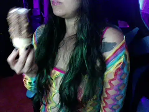 Snapshot of AngelaQueen_ chatting on 02.08.25 AngelaQueen online show from 02.08.25