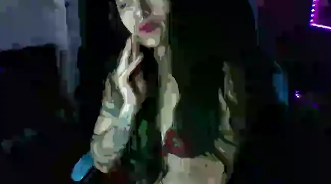 Snapshot of AngelaQueen_ chatting on 03.18.25 AngelaQueen online show from 03.18.25