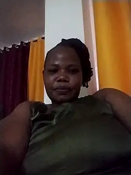 Snapshot of Crazysquirter22 chatting on 11.22.25 Crazysquirter22 online show from 11.22.25