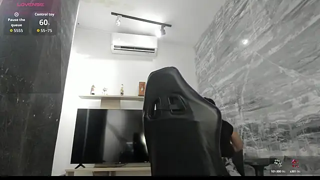 LunaBaker-1 online show from 09.19.25