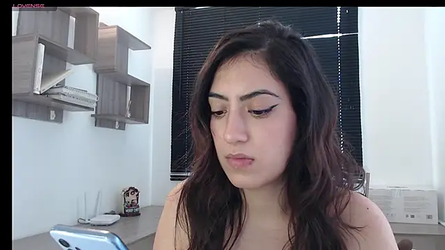 MIYESSI online show from 01.31.25