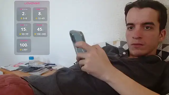 Tombgy07 online show from 04.19.26