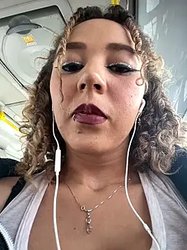 charlott lens online show from 02.15.25