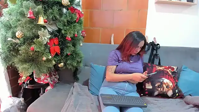  girls on fire  online show from 12.24.24