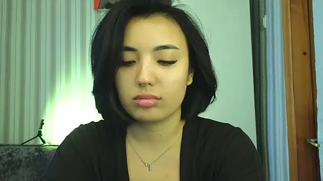 lily  foster online show from 09.20.25