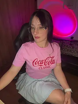 Megan lu2 online show from 12.19.24