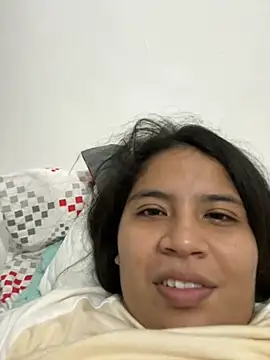 moncerrat luna online show from 02.24.25