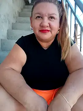 HORNY MATURE25 online show from 01.12.25