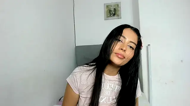 Sophie  Foxxx online show from 12.23.24