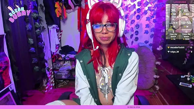 Roxanbunny1 online show from 03.04.25