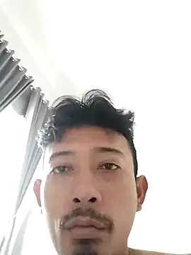 Dwirosebig online show from 10.30.25