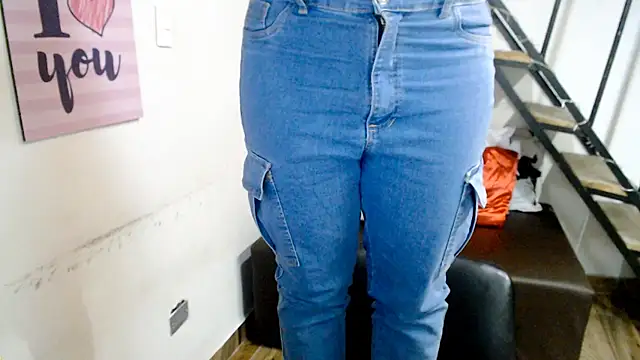Snapshot of samantha_baby_ chatting on 01.25.25 samantha baby online show from 01.25.25