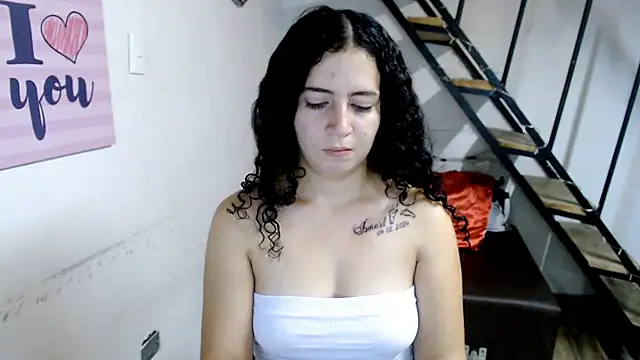 Snapshot of samantha_baby_ chatting on 01.28.25 samantha baby online show from 01.28.25