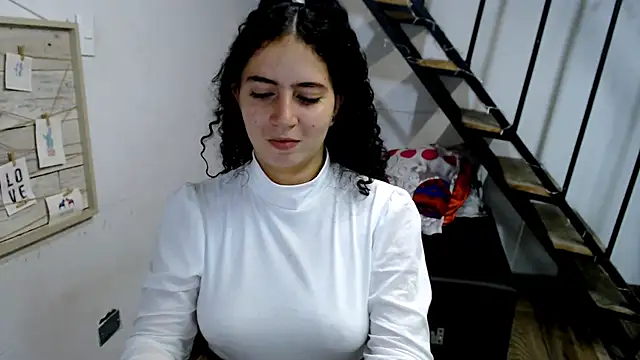Snapshot of samantha_baby_ chatting on 02.19.25 samantha baby online show from 02.19.25