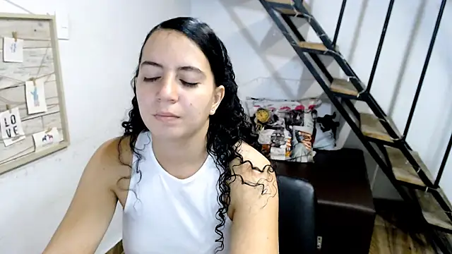 Snapshot of samantha_baby_ chatting on 03.12.25 samantha baby online show from 03.12.25
