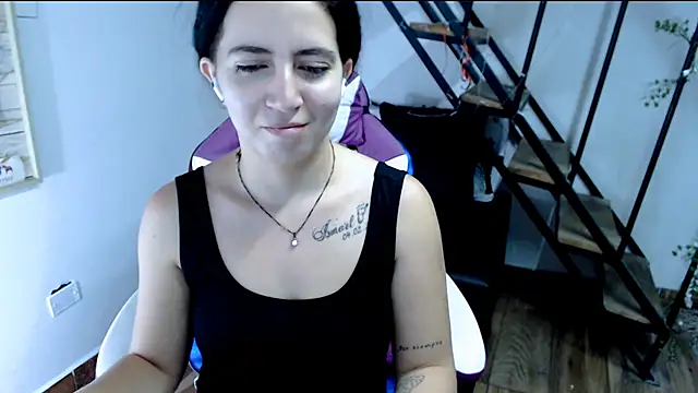 Snapshot of samantha_baby_ chatting on 09.12.25 samantha baby online show from 09.12.25