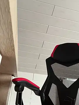 Snapshot of _Mustj chatting on 02.10.25  Mustj online show from 02.10.25