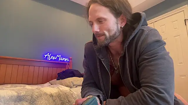 Snapshot of alexmannd chatting on 01.10.25 alexmannd online show from 01.10.25