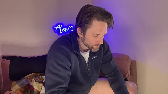 Snapshot of alexmannd chatting on 11.08.25 alexmannd online show from 11.08.25