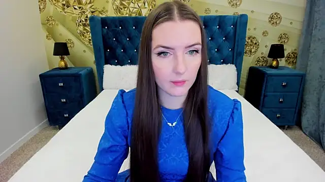 Katrina Minchels online show from 12.07.24