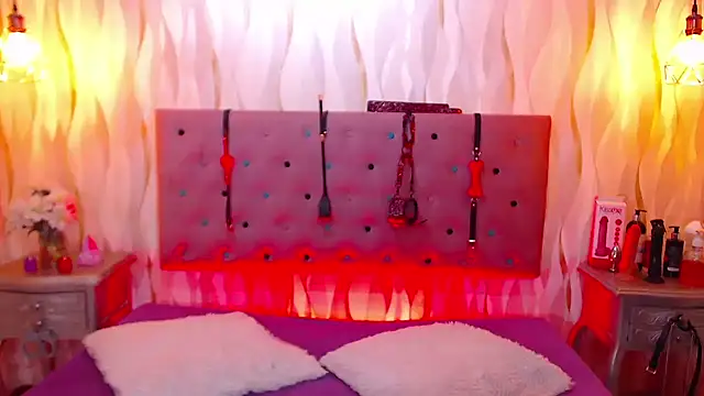 Snapshot of IsabelaLatina chatting on 01.06.26 IsabelaLatina online show from 01.06.26