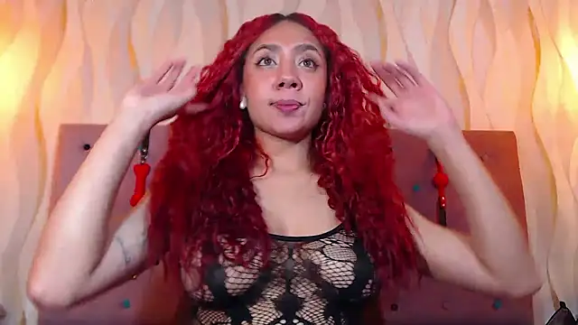 Snapshot of IsabelaLatina chatting on 01.10.26 IsabelaLatina online show from 01.10.26