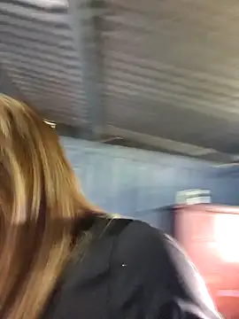 Evehampy online show from 01.05.25