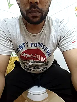 Snapshot of Casting_Design chatting on 10.13.25 Casting Design online show from 10.13.25