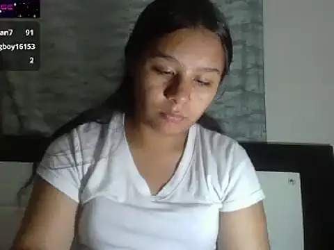 Snapshot of Charis_21 chatting on 12.04.24 Charis 21 online show from 12.04.24
