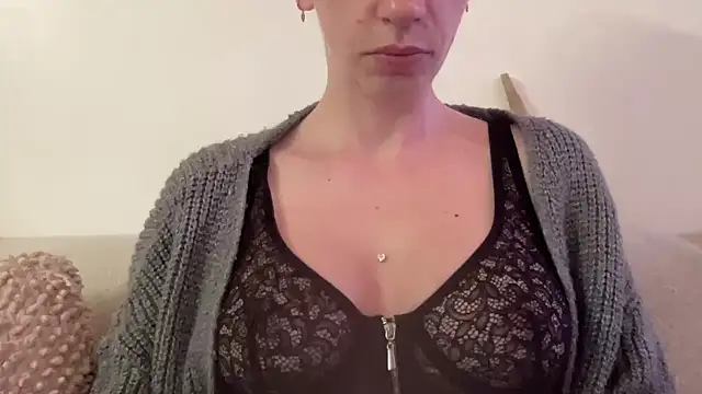 Liza Rosa online show from 12.29.24