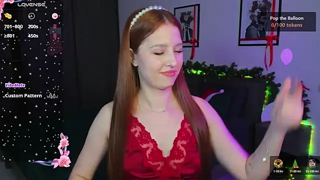 Snapshot of EleanorePeach chatting on 12.28.24 EleanorePeach online show from 12.28.24