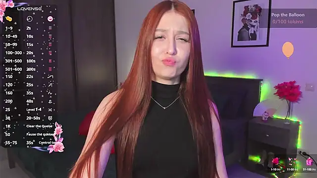 Snapshot of EleanorePeach chatting on 02.12.25 EleanorePeach online show from 02.12.25