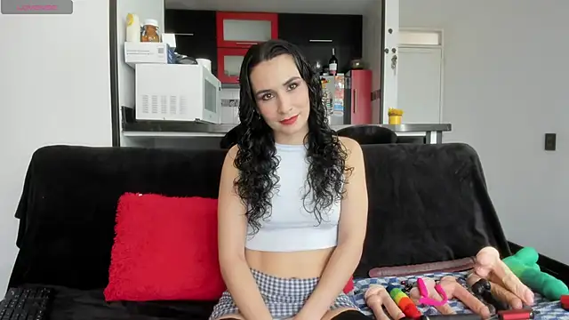 Layla Sia online show from 05.13.26