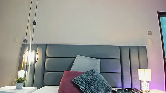 NoraDasilva online show from 09.30.25