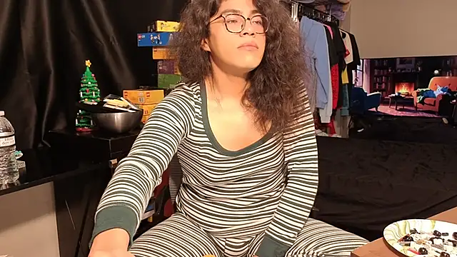 ShinyCherub online show from 01.10.25