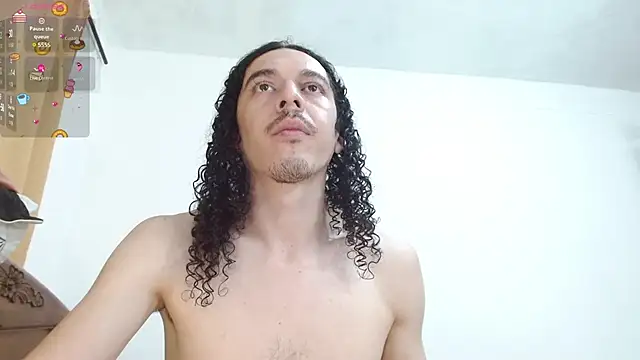 Snapshot of thefockers69 chatting on 10.29.25 thefockers69 online show from 10.29.25