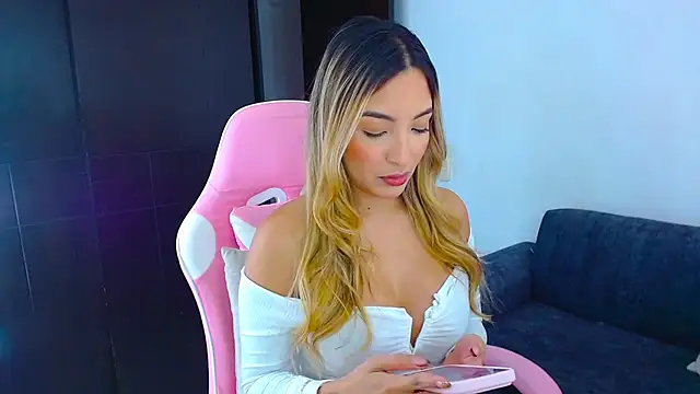 im grecia online show from 04.06.26