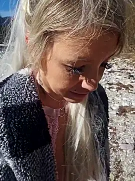 Sexy Sparkling  online show from 03.03.25