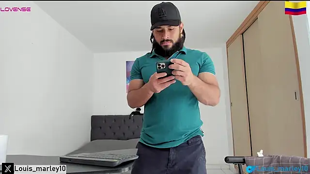 Louis marley   online show from 11.05.25