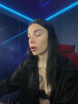 Queen of pain online show from 11.30.25