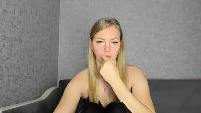 iam Venus online show from 01.11.26