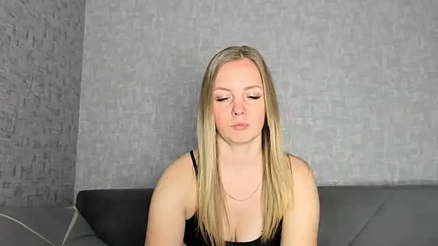 iam Venus online show from 02.05.26