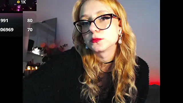 Snapshot of welliza chatting on 02.10.25 welliza online show from 02.10.25