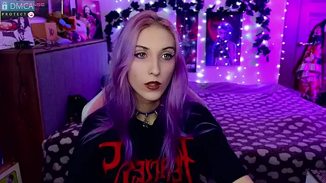 Violet Noir online show from 01.27.25