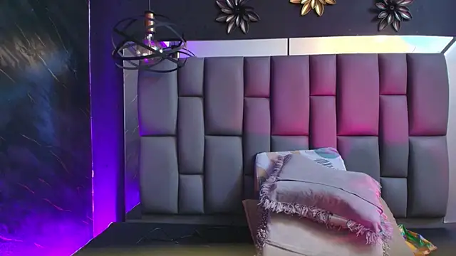  MiaBrown  online show from 11.11.25