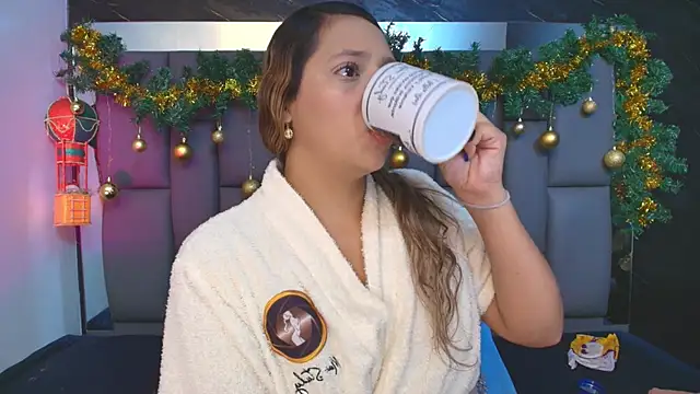  MiaBrown  online show from 12.17.25