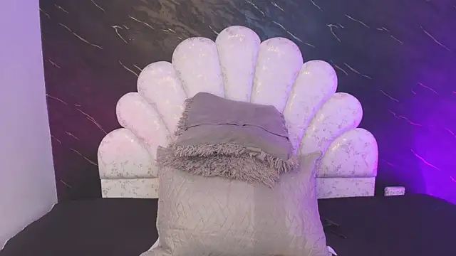  MiaBrown  online show from 03.24.26